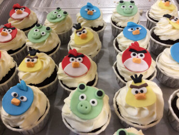 Ungry Birds – Cup cakes
